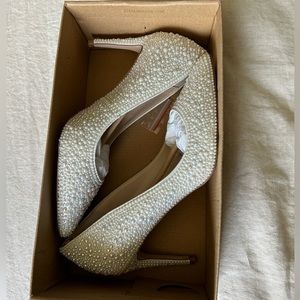 Steve Madden Luiza Pearl Pumps